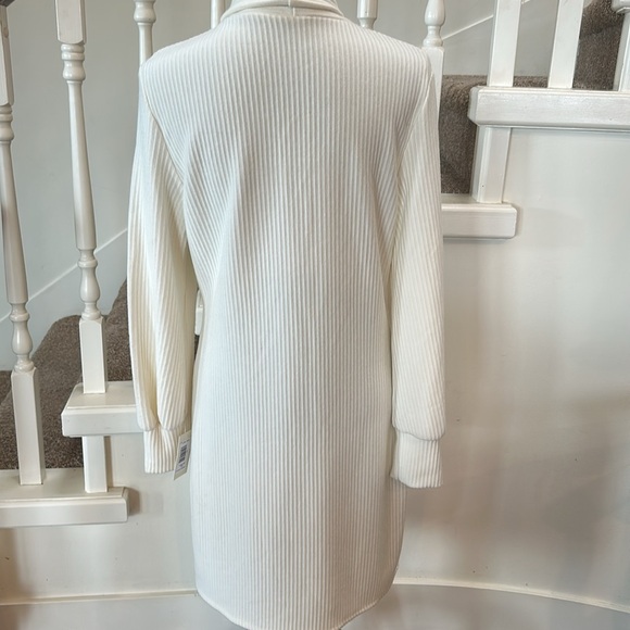 Nwt. Tash and Sophie sweater dress - Picture 12 of 12